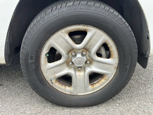 Used 2011 Toyota RAV4 4WD w/ Base L4 Extra Value Pkg image 15