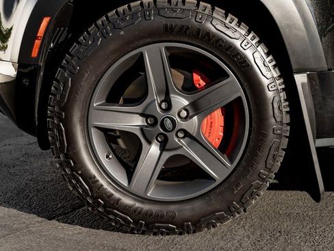 Used 2020 Land Rover Defender 110 X image 11