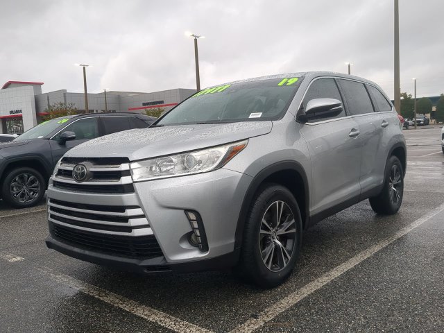 Used 2019 Toyota Highlander LE FWD image 8