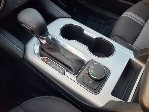 Used 2023 Chevrolet Blazer LT image 30