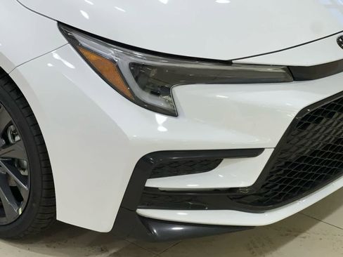 New 2026 Toyota Corolla SE w/ SE Package FWD image 2