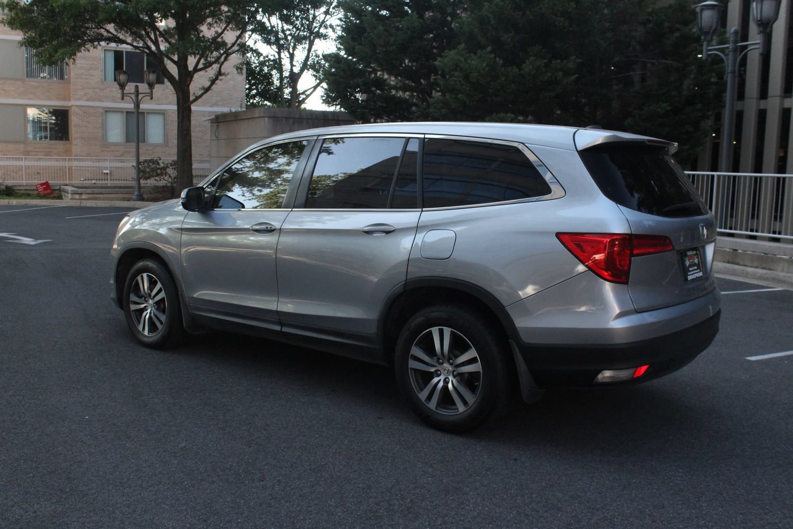 Used 2016 Honda Pilot EX-L image 9