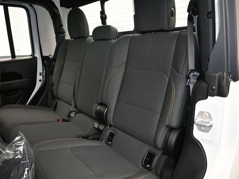 New 2026 Jeep Gladiator Sport image 27