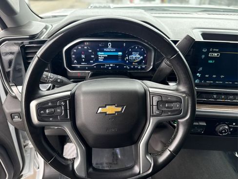 Used 2024 Chevrolet Silverado 3500 LT image 23