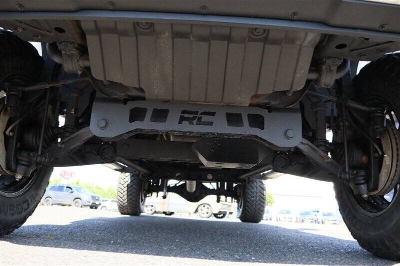 Used 2025 GMC Sierra 3500 Denali w/ Denali Reserve Package AWD/4WD image 9