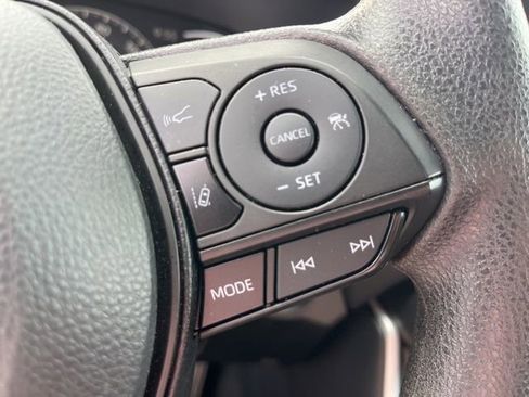 Certified 2025 Toyota RAV4 XLE image 17