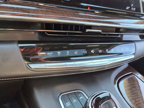 Used 2022 Cadillac Escalade Sport Platinum image 33