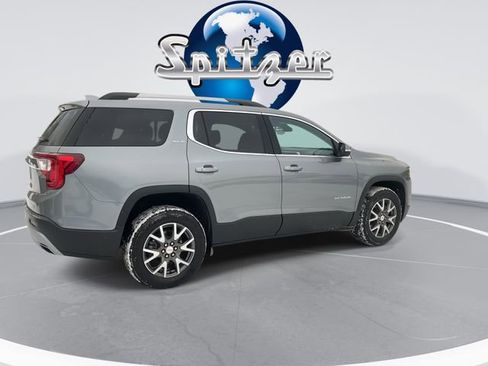 Used 2023 GMC Acadia SLE w/ Driver Convenience Package image 9