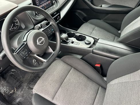 Used 2023 Nissan Rogue SV AWD/4WD image 12
