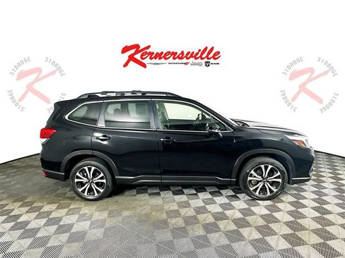 Used 2020 Subaru Forester Limited image 8