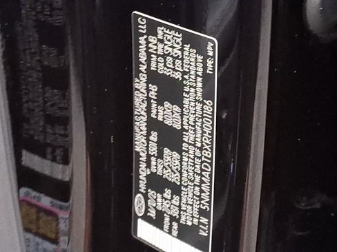 Certified 2024 Genesis GV70 2.5T AWD/4WD image 29
