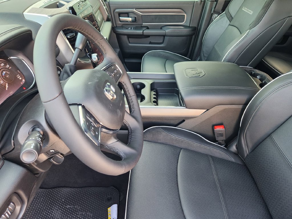 New 2027 RAM 2500 Laramie AWD/4WD image 10
