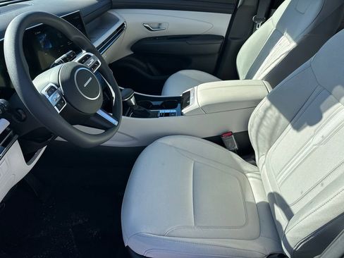 New 2025 Hyundai Tucson SEL image 9