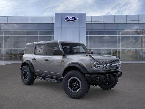 New 2025 Ford Bronco Badlands w/ Sasquatch Package AWD/4WD image 39