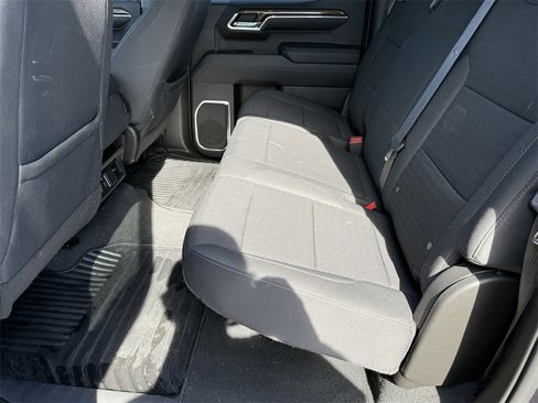 Used 2022 Chevrolet Silverado 1500 RST w/ Z71 Off-Road Package image 24