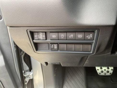 Used 2025 Toyota Tundra Limited w/ TRD Off-Road Package AWD/4WD image 14
