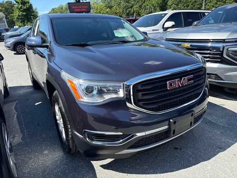 Used 2018 GMC Acadia SLE AWD/4WD image 2