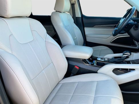 Used 2022 Kia Telluride EX w/ EX Premium Package image 30