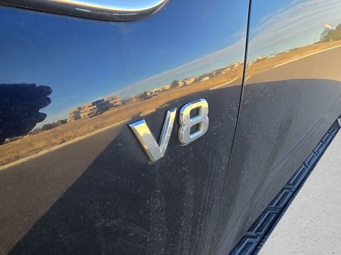 Used 2021 Nissan Armada SL w/ Captain's Chairs Package image 12