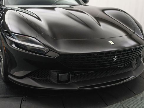 Used 2023 Ferrari Roma Nero Daytona image 27