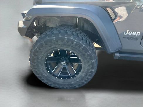Used 2019 Jeep Wrangler Unlimited Sport S AWD/4WD image 16