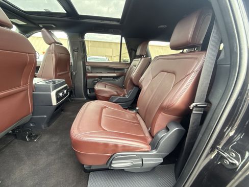 Used 2023 Ford Expedition Max Limited image 25