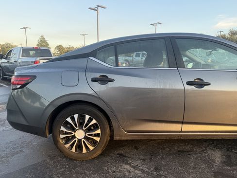 Used 2024 Nissan Sentra S FWD image 10