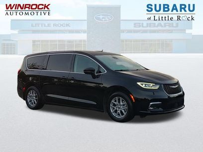 Used 2024 Chrysler Pacifica Touring-L