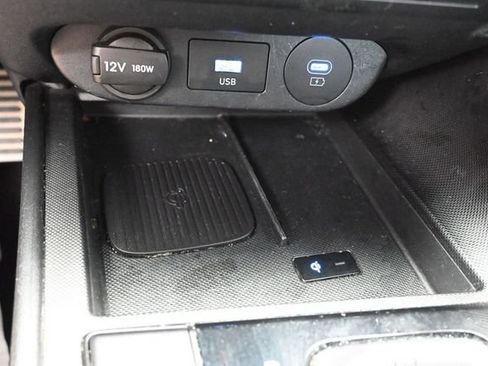 Used 2025 Hyundai Elantra Sport FWD image 39