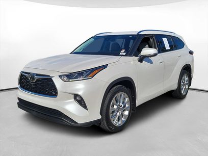 Used 2024 Toyota Highlander Limited