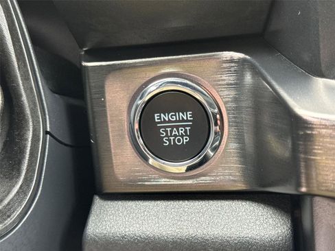 Used 2023 Ford F250 Lariat w/ Tremor Off-Road Package image 31