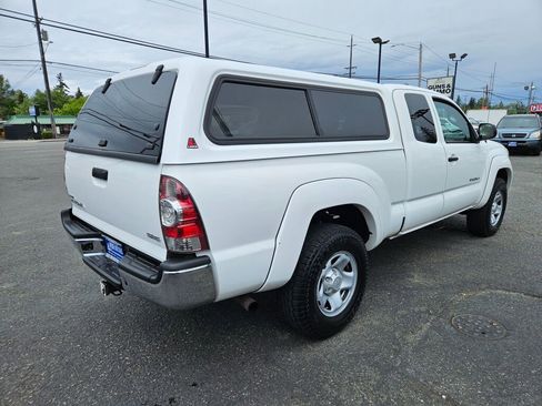 Used 2011 Toyota Tacoma 4x4 Access Cab w/ SR5 Pkg #2 image 5