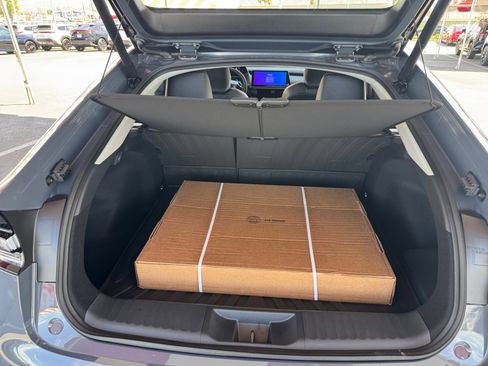 New 2027 Toyota Prius Plug-In Hybrid FWD image 16