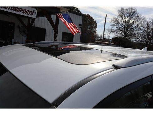 Used 2017 Lexus GX 460 image 12