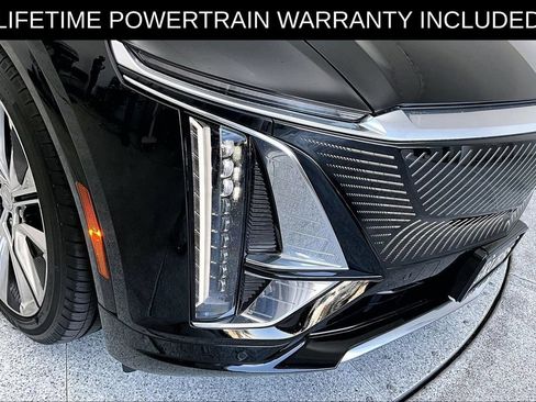 Used 2025 Cadillac Lyriq Luxury w/ LPO, Floor Liner Package AWD/4WD image 38