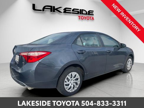 Used 2018 Toyota Corolla LE image 5