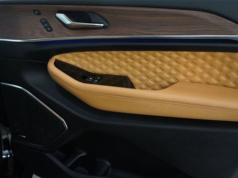 Used 2021 Jeep Grand Cherokee L Summit w/ Advanced Protech Group IV image 9