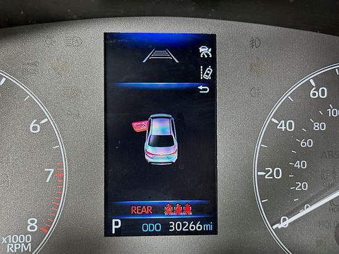 Used 2025 Toyota Corolla LE image 19