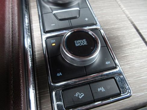 Certified 2022 Ford Expedition Limited image 20