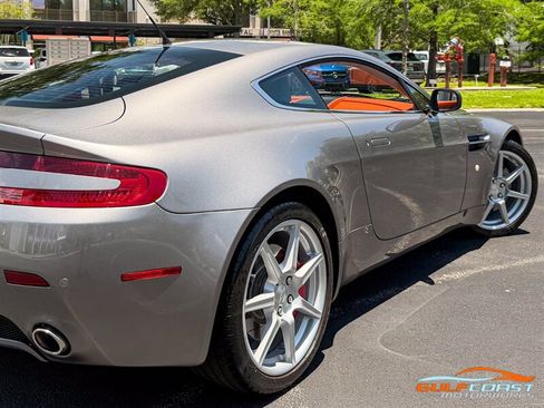 Used 2007 Aston Martin V8 Vantage Coupe RWD image 55
