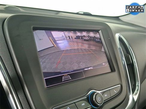 Used 2023 Chevrolet Equinox LT image 4