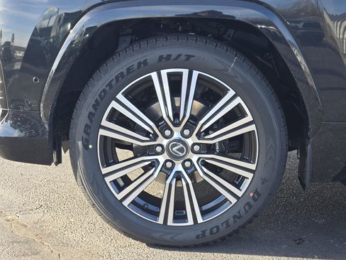 New 2026 Lexus LX 700h Luxury w/ Appearance Package image 8