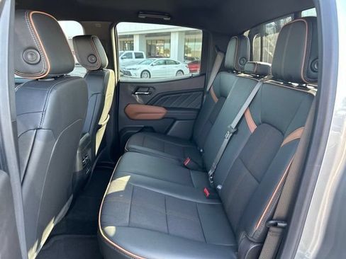 Used 2025 GMC Canyon AT4 w/ Nightfall Edition AWD/4WD image 25