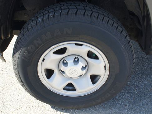 Used 2021 Toyota Tacoma SR image 23