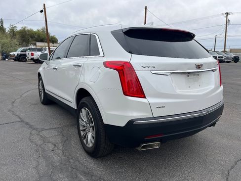Used 2017 Cadillac XT5 Luxury w/ Driver Awareness Package AWD/4WD image 5