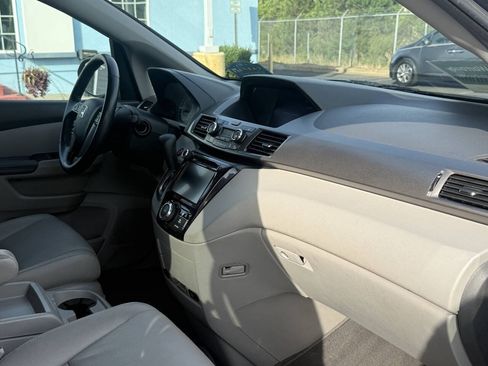 Used 2015 Honda Odyssey EX-L image 31