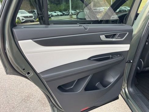 New 2026 Volkswagen Atlas Cross Sport SEL Premium R-Line image 12