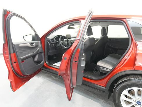 Used 2022 Ford Escape SE w/ Convenience Package image 19