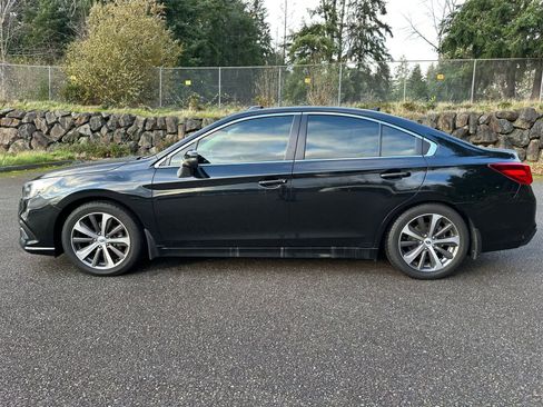 Used 2019 Subaru Legacy 2.5i Limited image 2