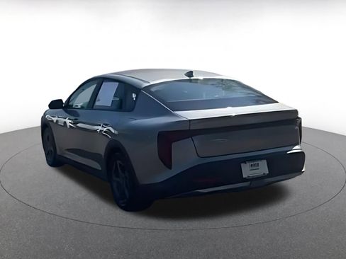 Used 2025 Kia K4 LXS image 15